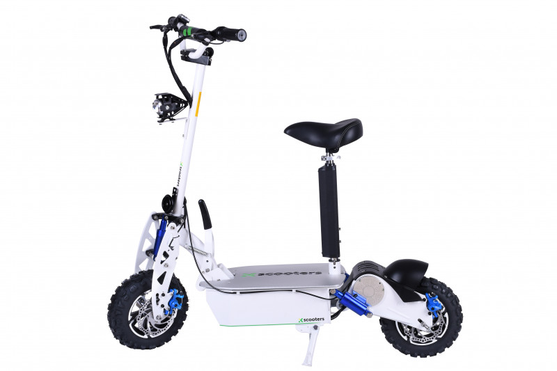 Elektrická koloběžka XT03 60V Li 2000 W bílá
