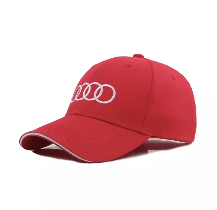 Čepice Audi červená