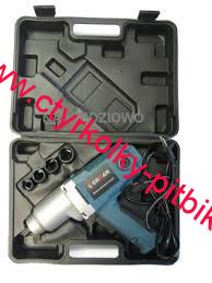 Elektrický rázový utahovák 1350W